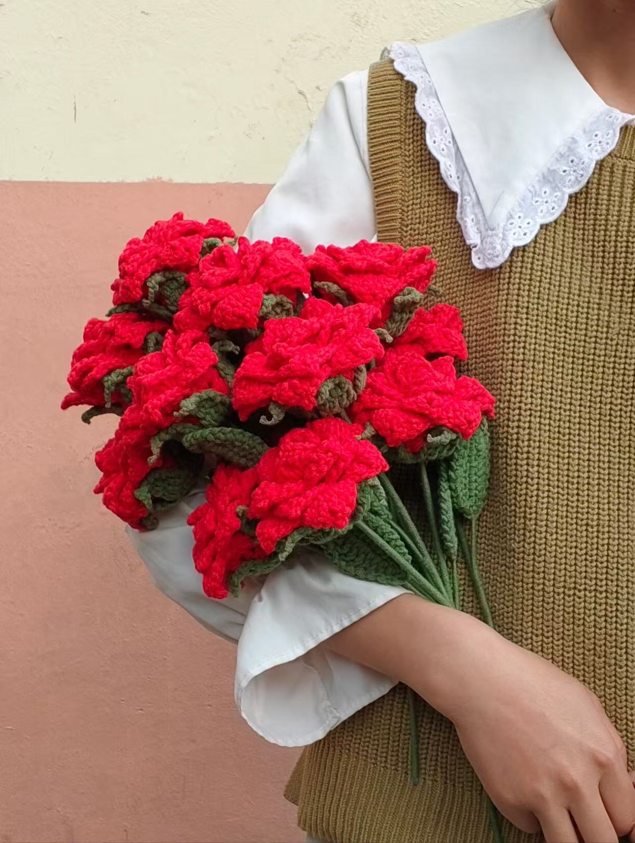 Sharp Petal Regular Rose Crochet Flower Stem CF-002