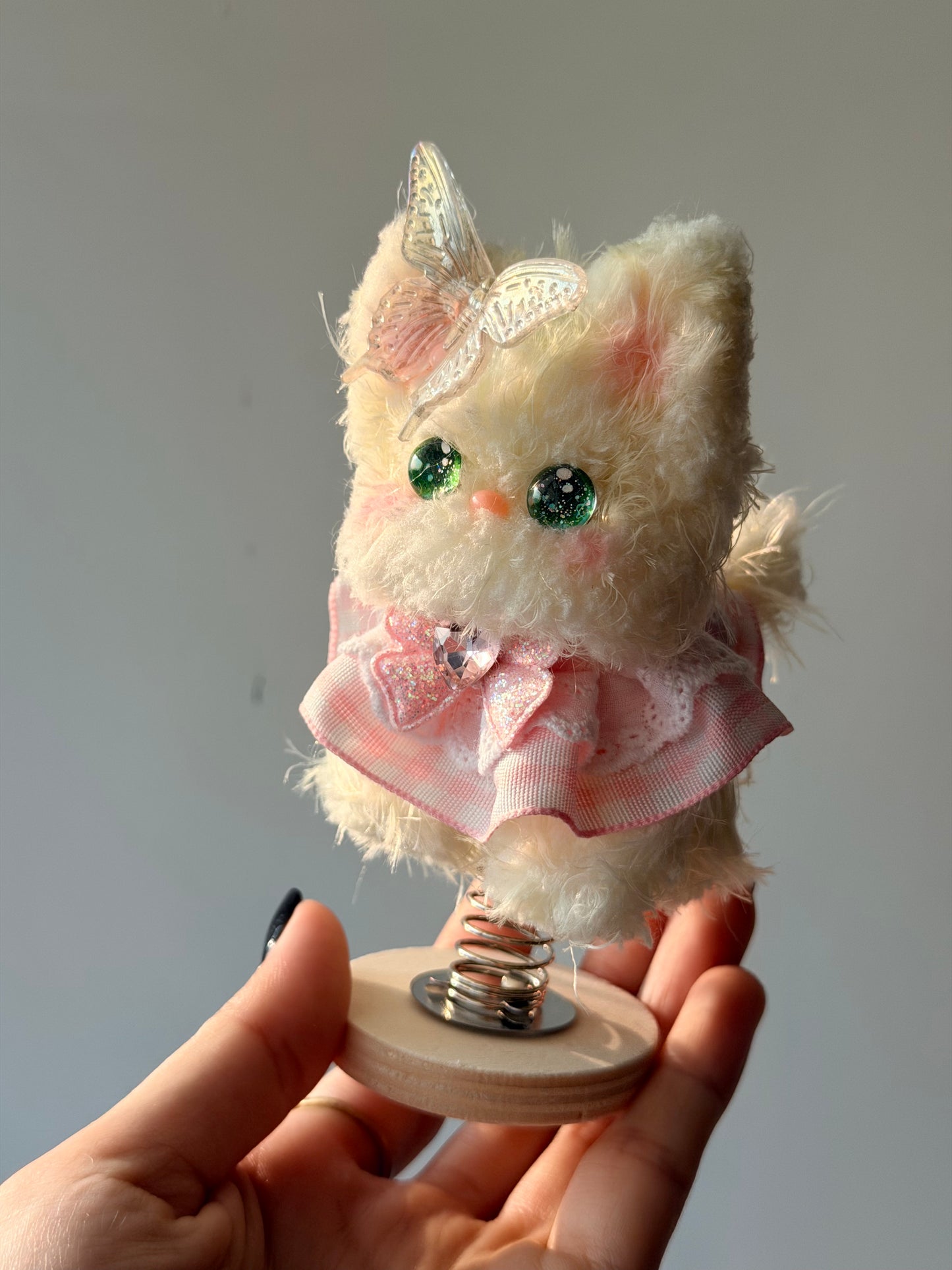 Handmade Chenille Animal Toy, Spring Base Art Doll, Collectible Desk Decoration