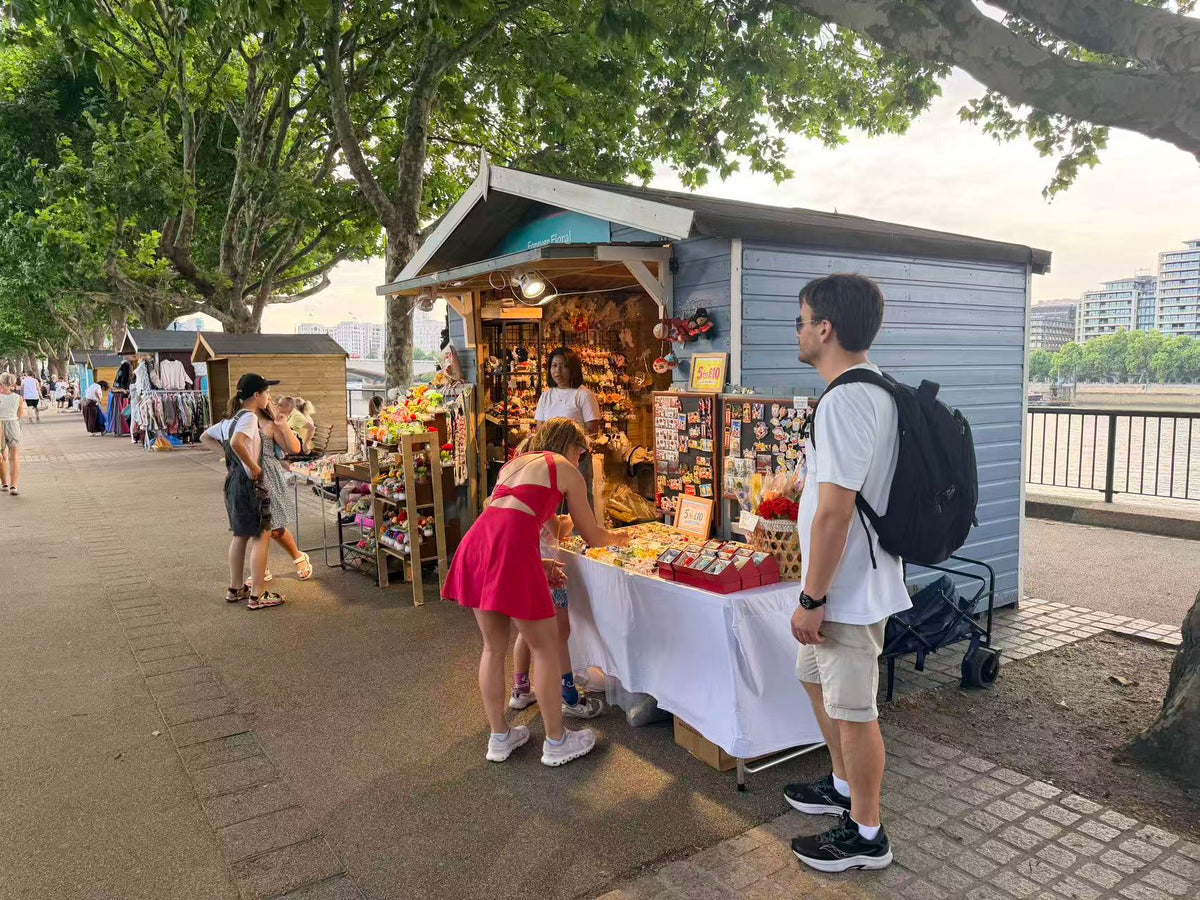 Forever Floral pop-up stall at Southbank, London