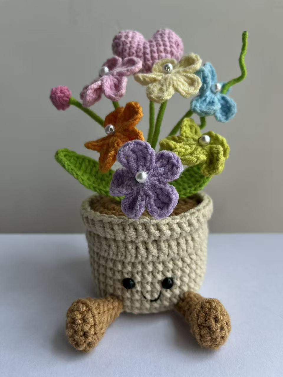 Crochet Forget-Me-Not Smile Pot