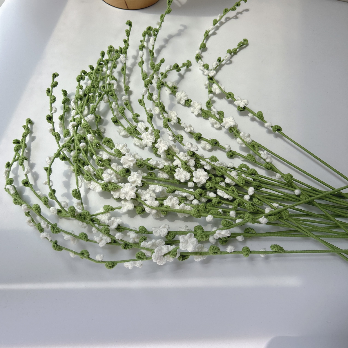Snow Willow Crochet Flower Stem CL-019