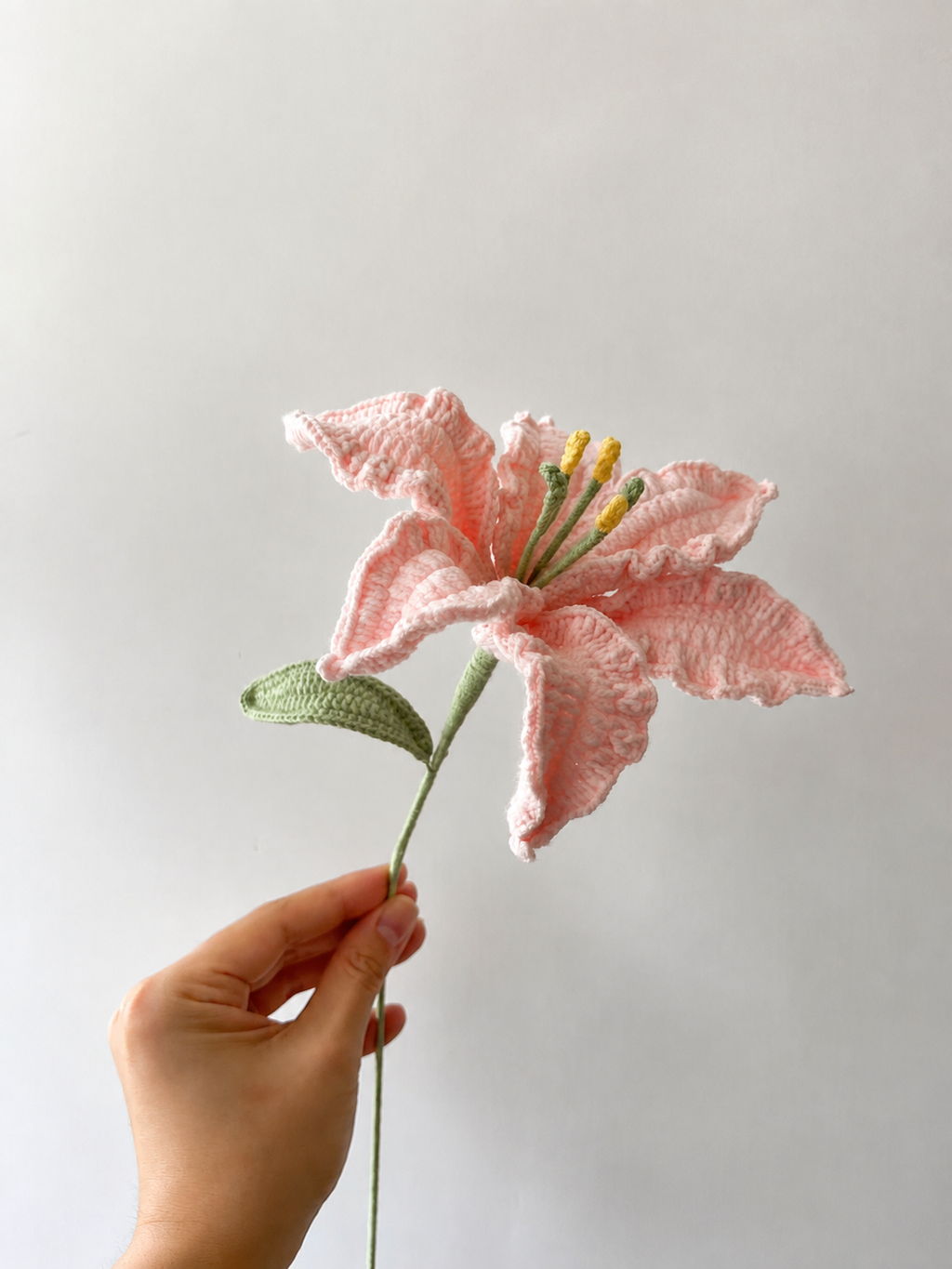 Peruvian Lily Crochet Flower Stem CF-017