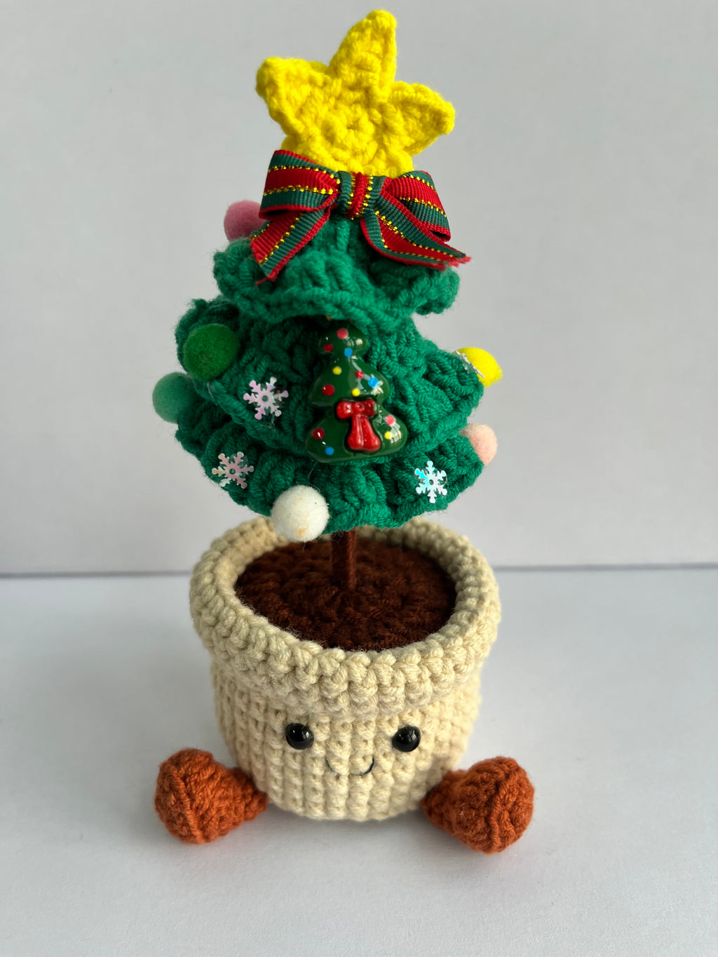 Crochet Christmas Tree Smile Pot