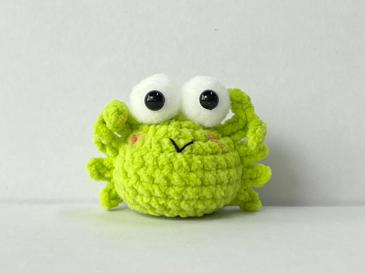 Crochet Crab Gummy-Yarn Keychain