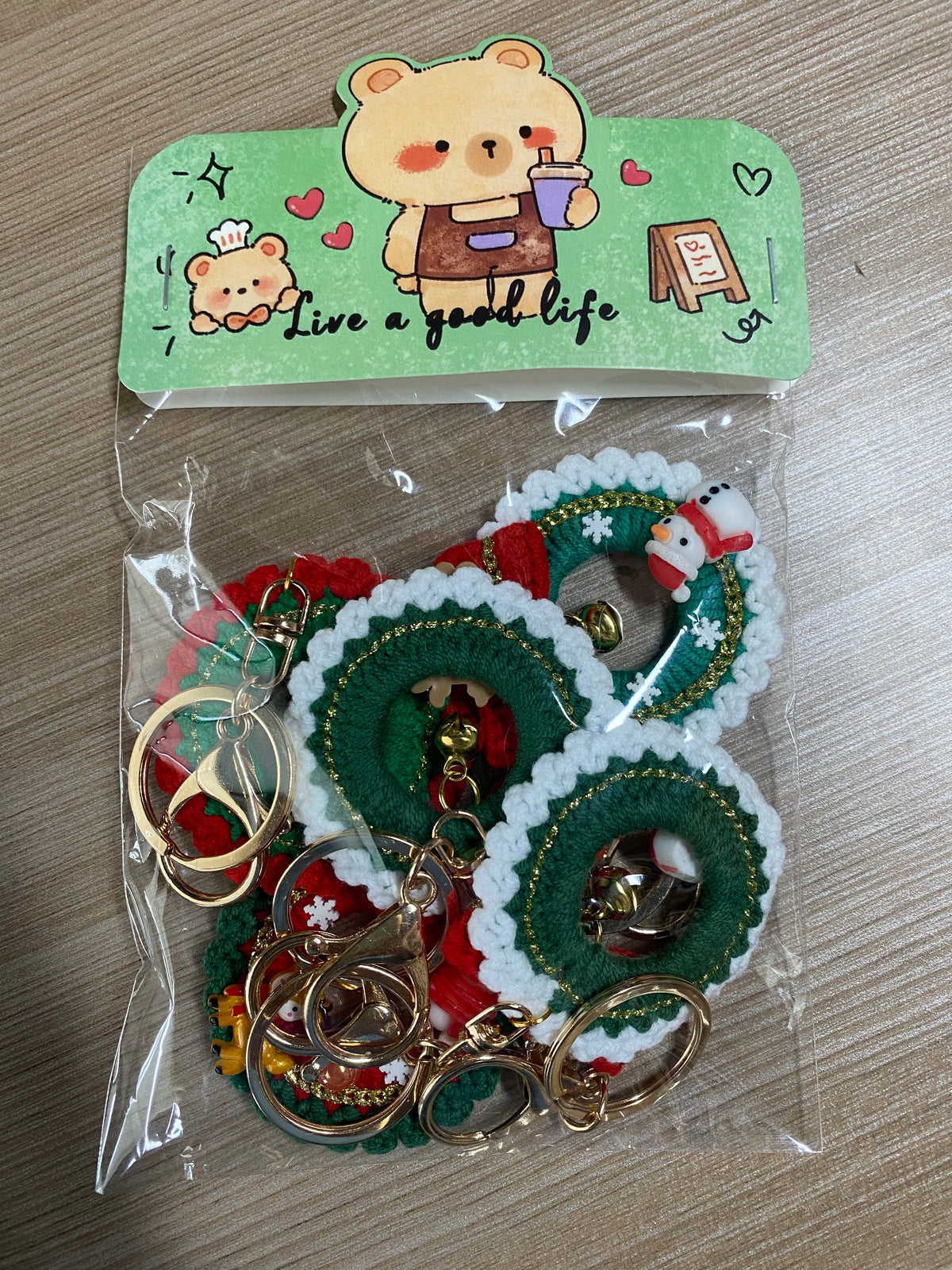 Crochet Christmas Wreath Keychains – Assorted Set of 12