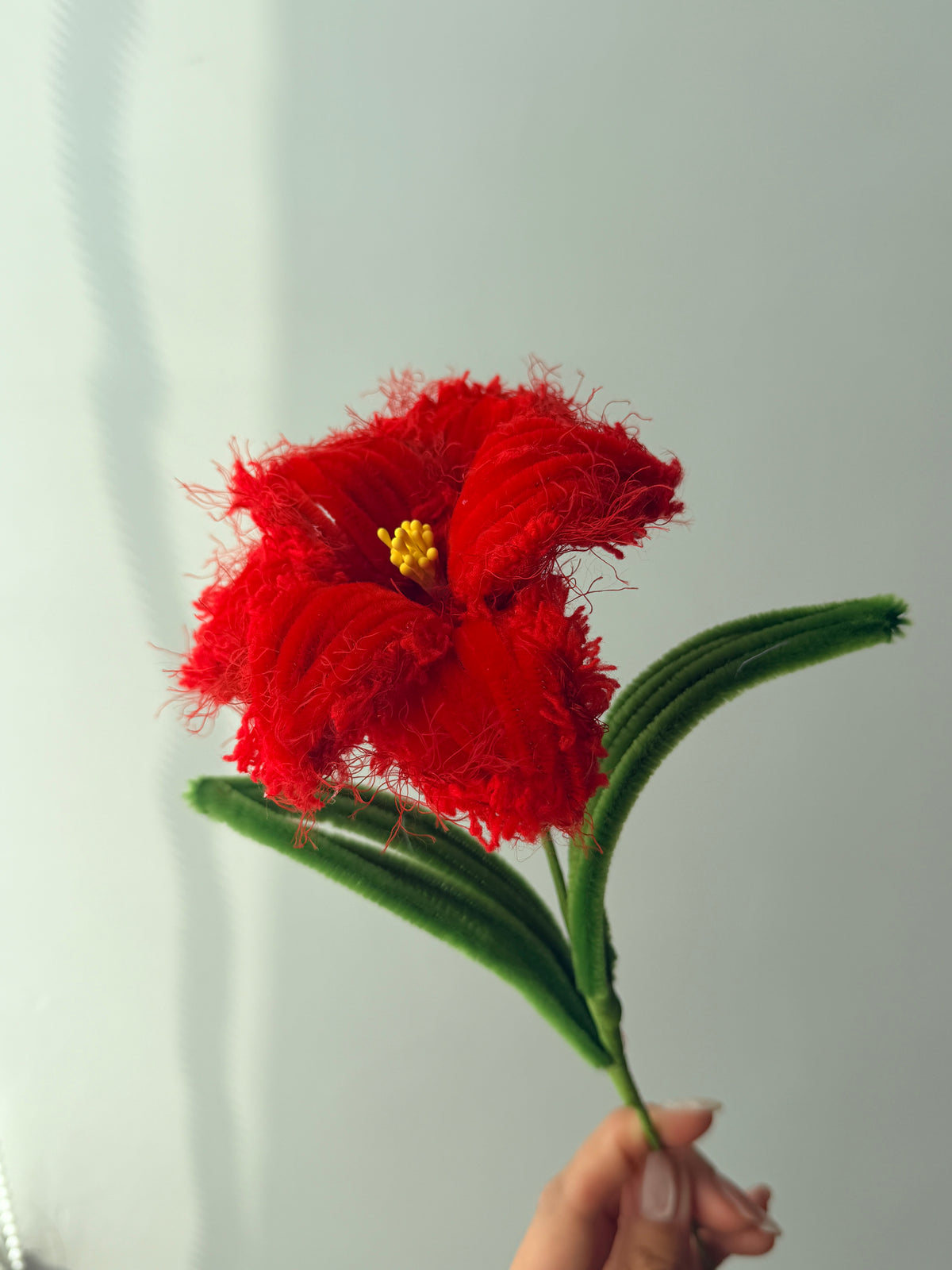 Fluffy Edge Lily pipe cleaner flower