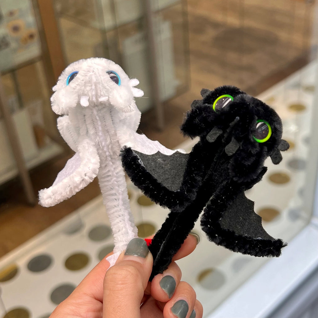 Toothless Dragon Pipe Cleaner Couple | Handmade Fluffy Desk Decor Gift