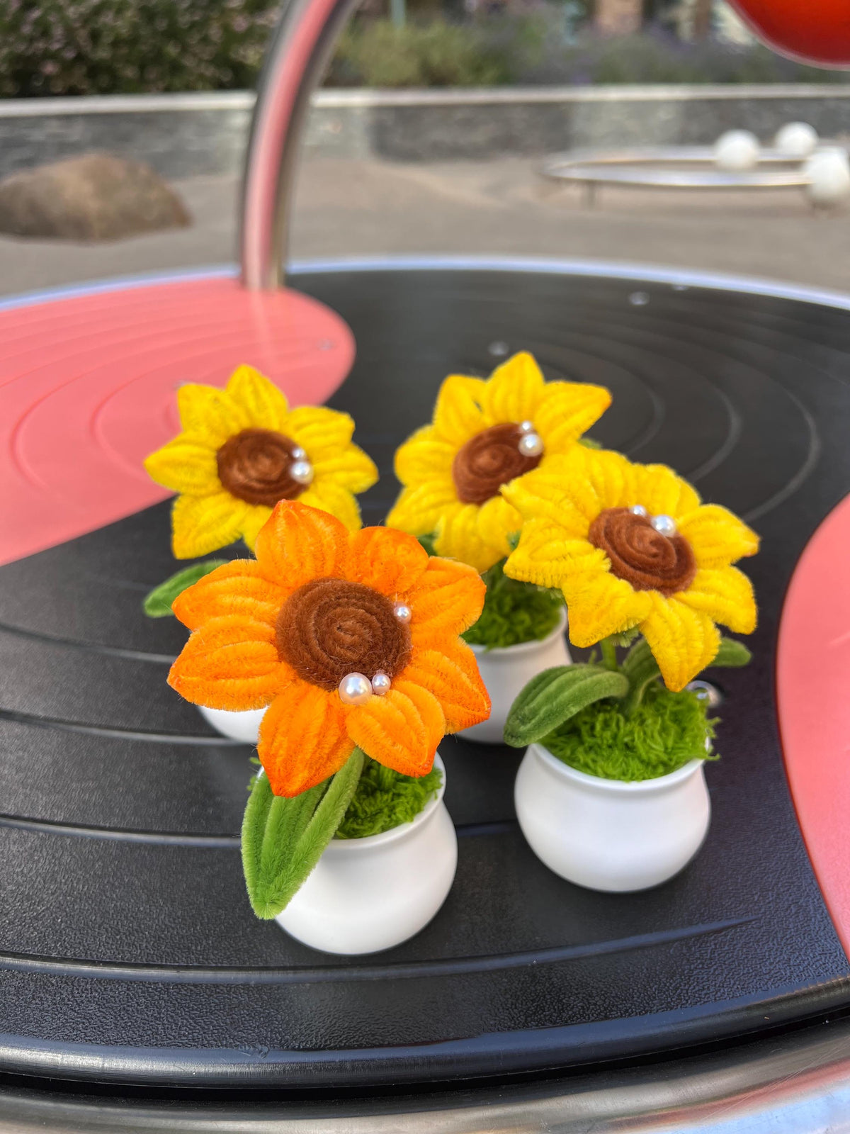 Handmade Pipe Cleaner Sunflower in Mini Pot – Golden & Amber Chenille Stem Flower Décor