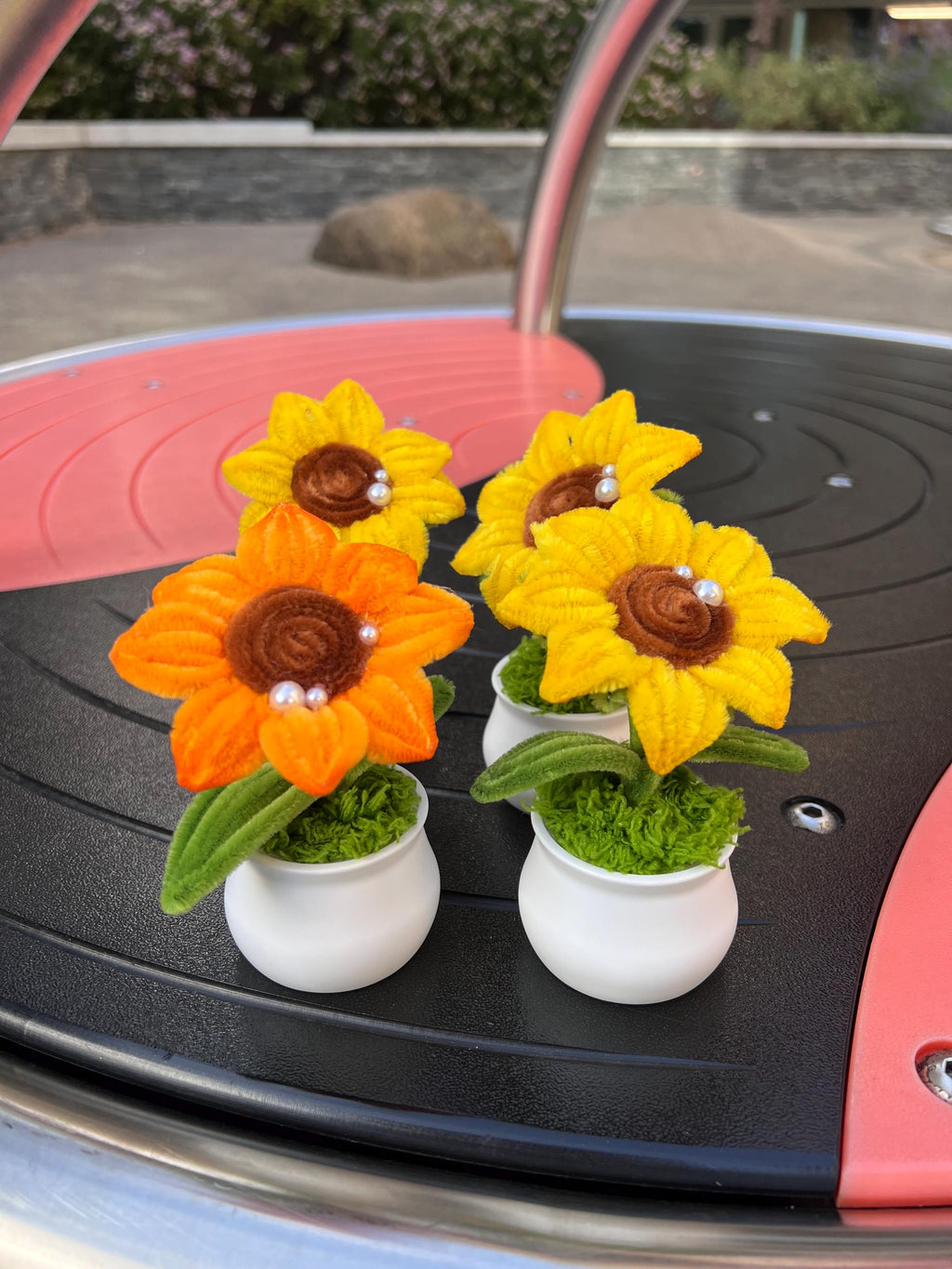Handmade Pipe Cleaner Sunflower in Mini Pot – Golden & Amber Chenille Stem Flower Décor