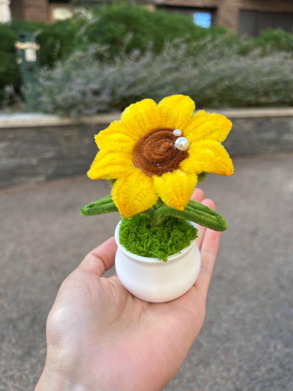 Handmade Pipe Cleaner Sunflower in Mini Pot – Golden & Amber Chenille Stem Flower Décor