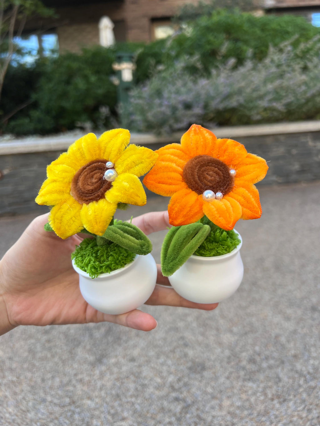 Handmade Pipe Cleaner Sunflower in Mini Pot – Golden & Amber Chenille Stem Flower Décor