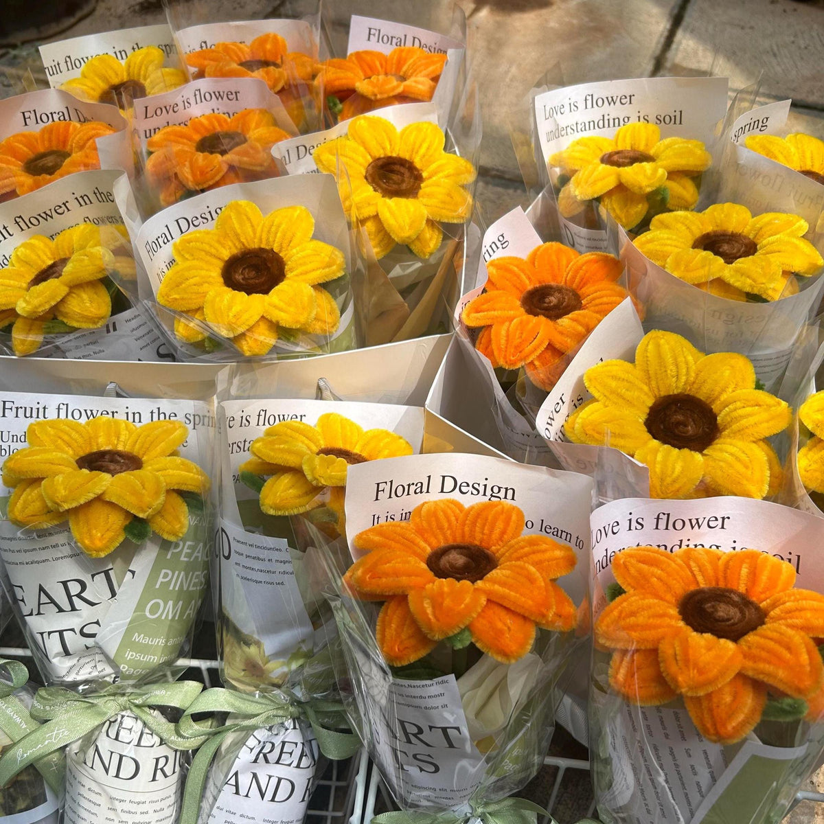 DIY Sunflower Kit, Pipe Cleaner Flower Kit, Handmade Bouquet Craft, Gift for Her, Aesthetic Room Decor, Beginner Friendly Craft