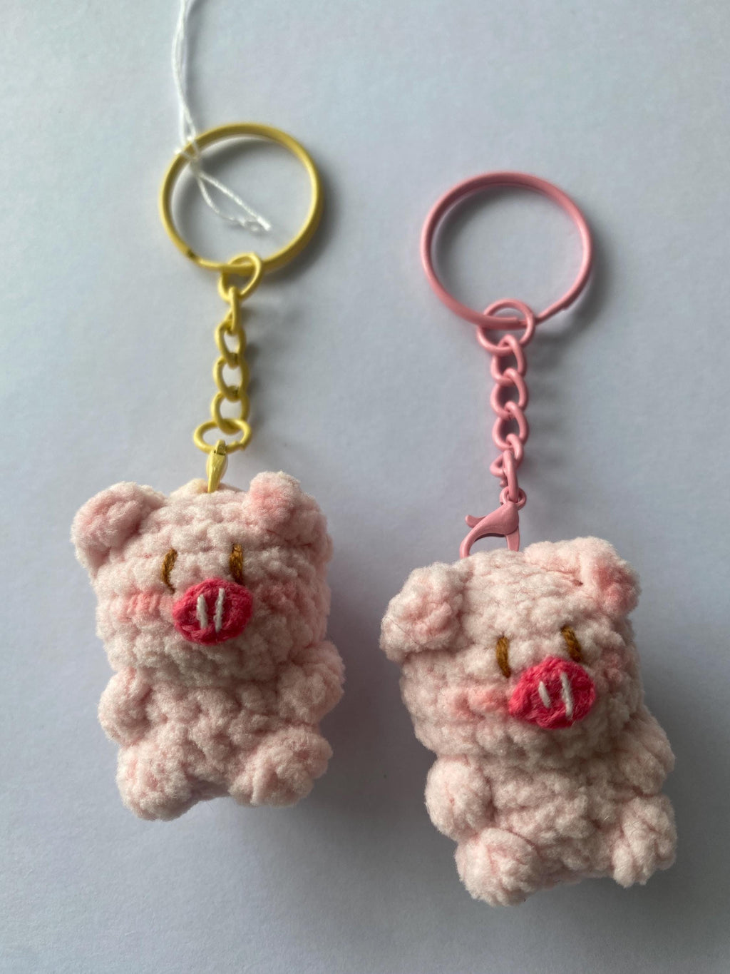 Cute Gummy Style Pig Keychain, Crochet Plush Animal Charm, Handmade Bag Accessory, Kawaii Pig Keyring Gift