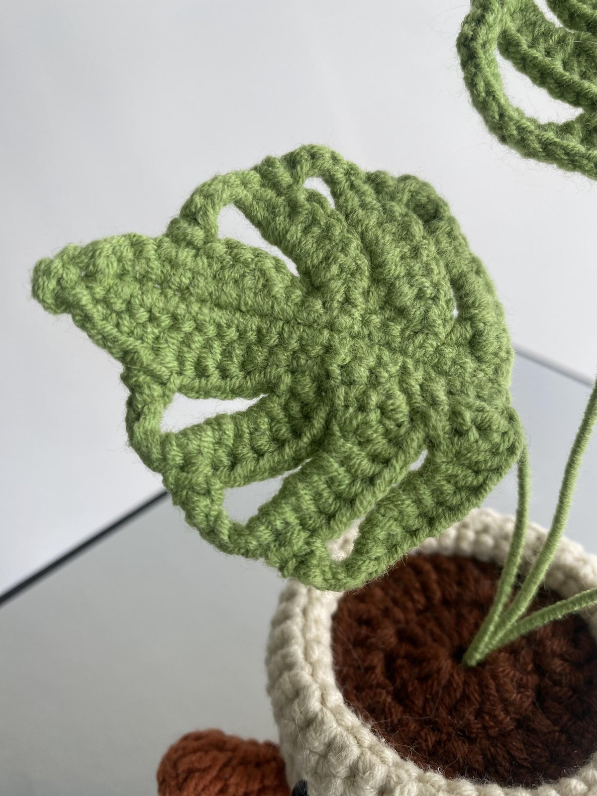 Crochet Small Monstera Leaf Pot, Handmade Yarn Plant, Cute Crochet Plant Decor, Botanical Gift, Home Decoration