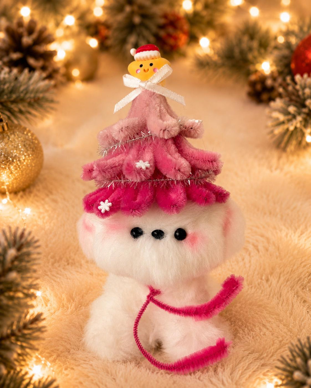 Pipe Cleaner Puppy Figure, Handmade Christmas Dog Decor, Festive Tabletop Ornament, Holiday Home Display