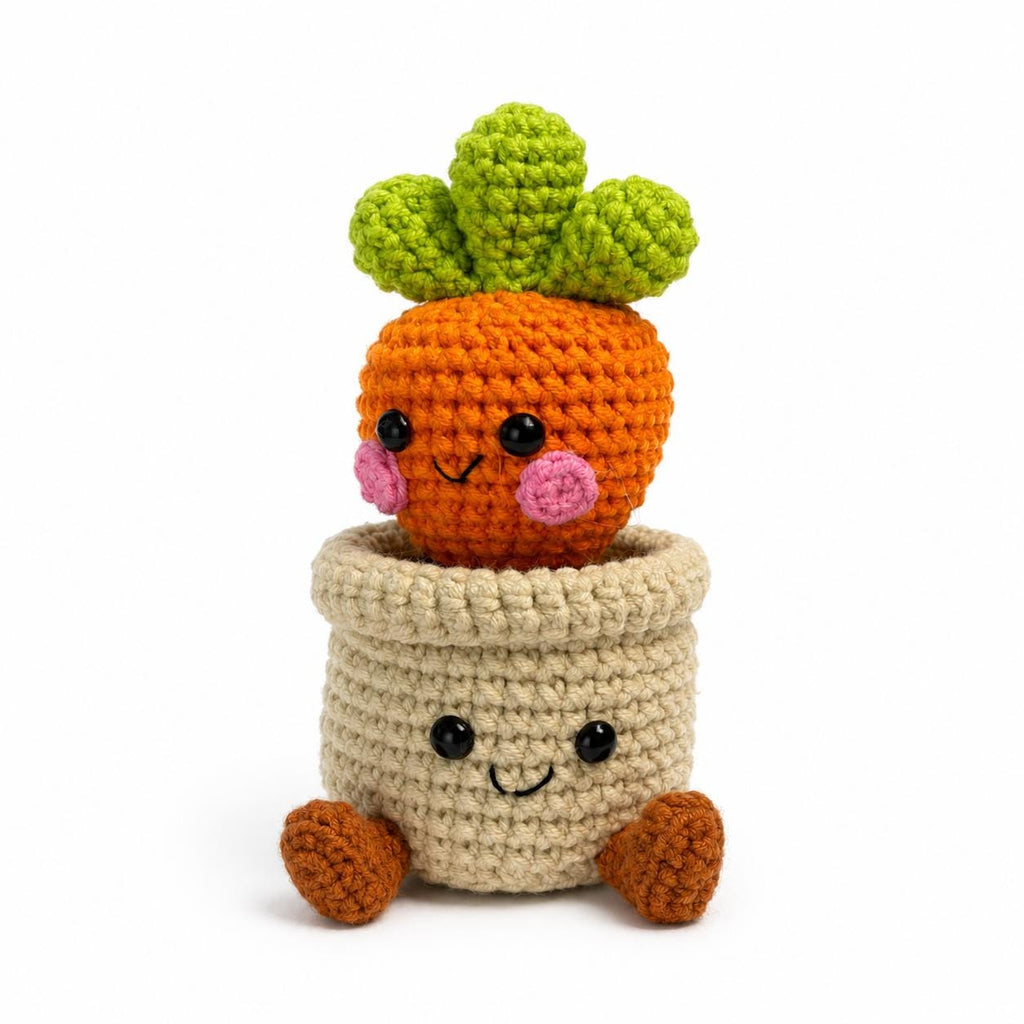 Crochet Small Carrot Plant Smile Pot, Handmade Yarn Flower Plant, Cute Carrot Plant Gift, Botanical Home Decoration, Cottagecore Decor