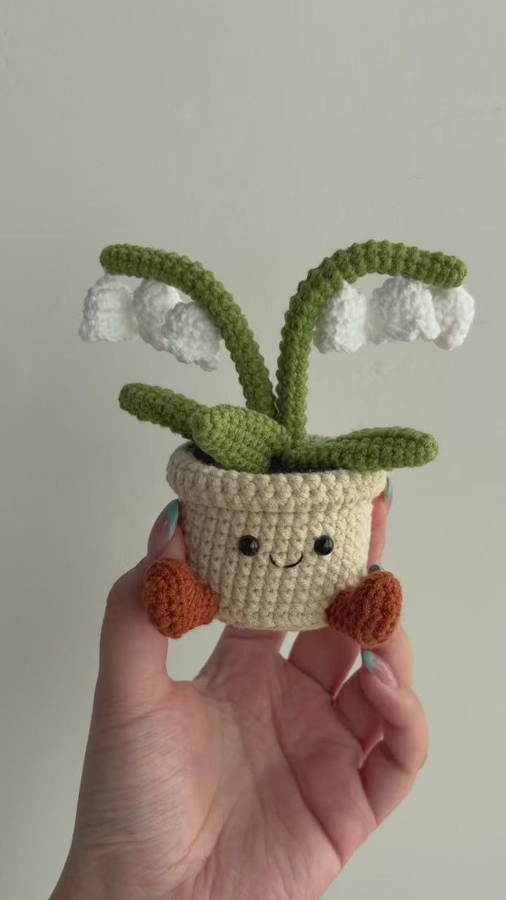 Crochet Small Lily of the Valley Pot